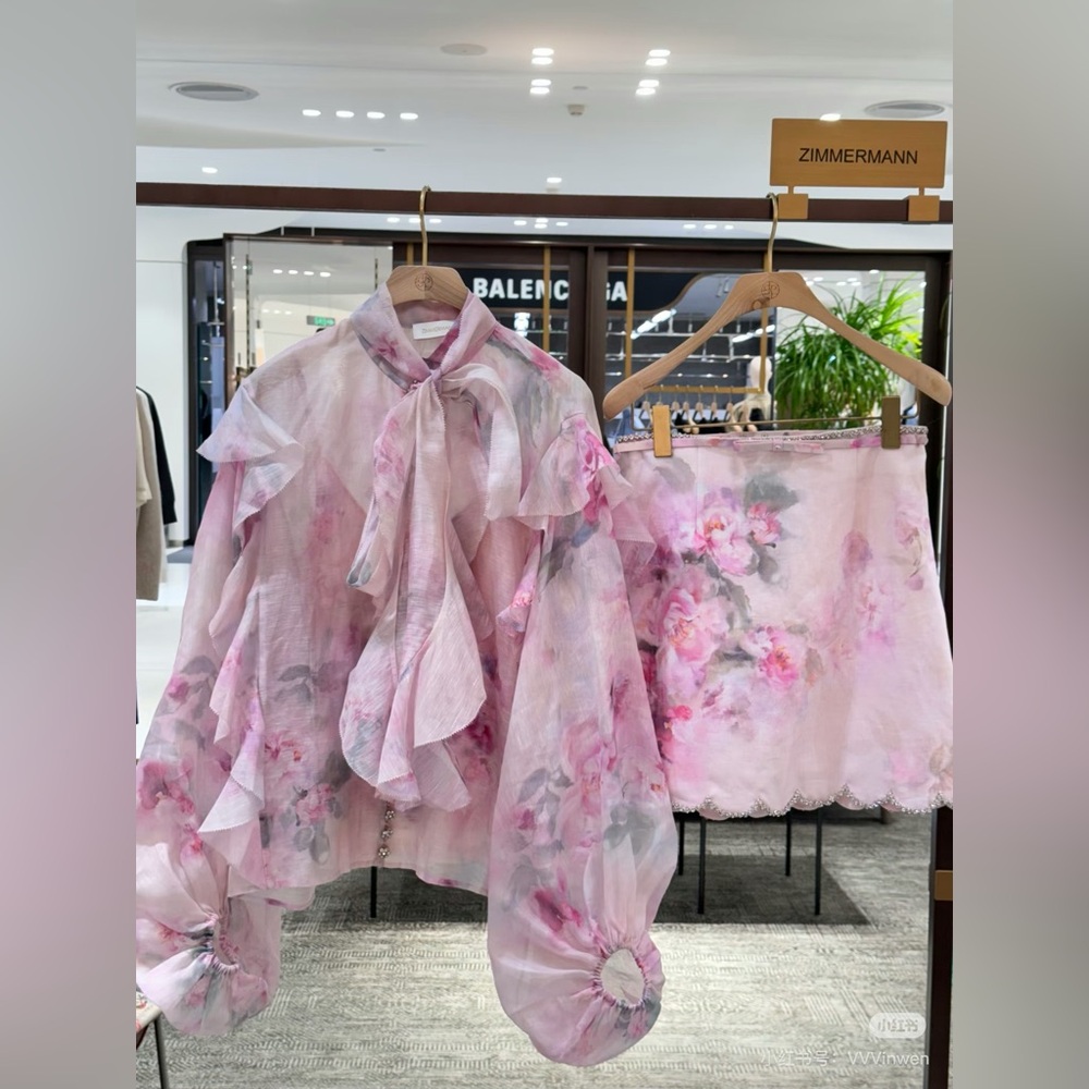 NWOT Zimmermann crush set size 0 (blouse+skirt)